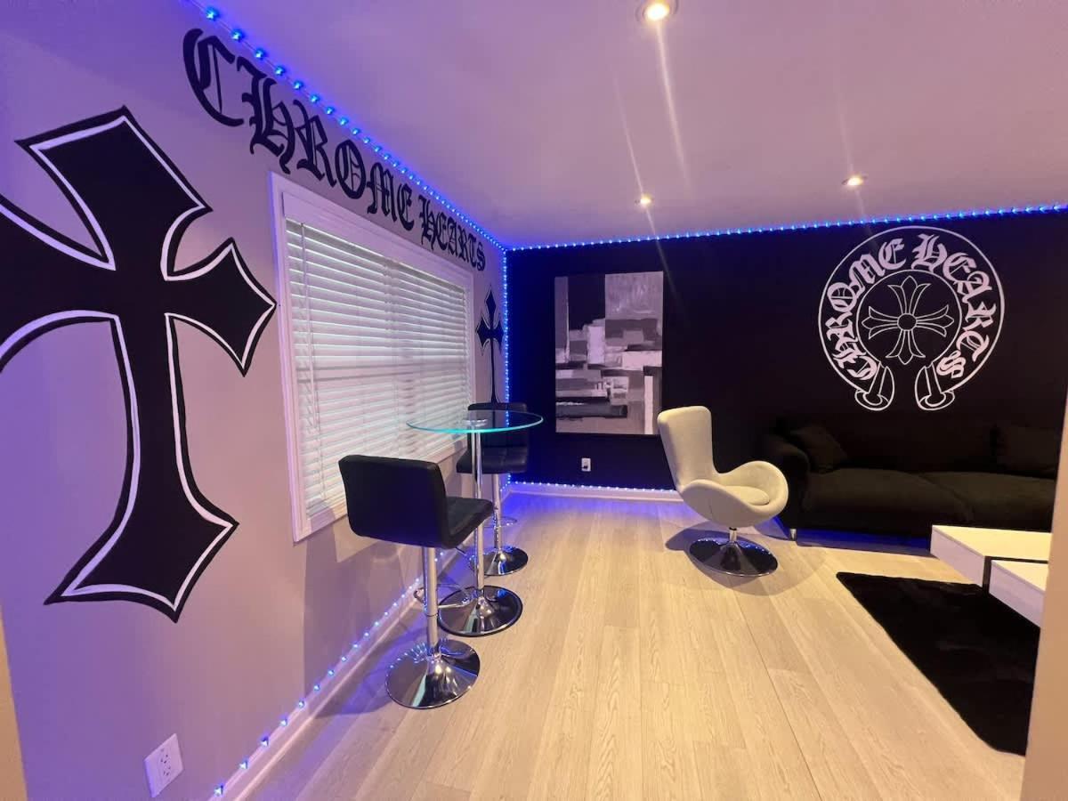 Modern Chrome Heart Haven - Fireplace Bed *
