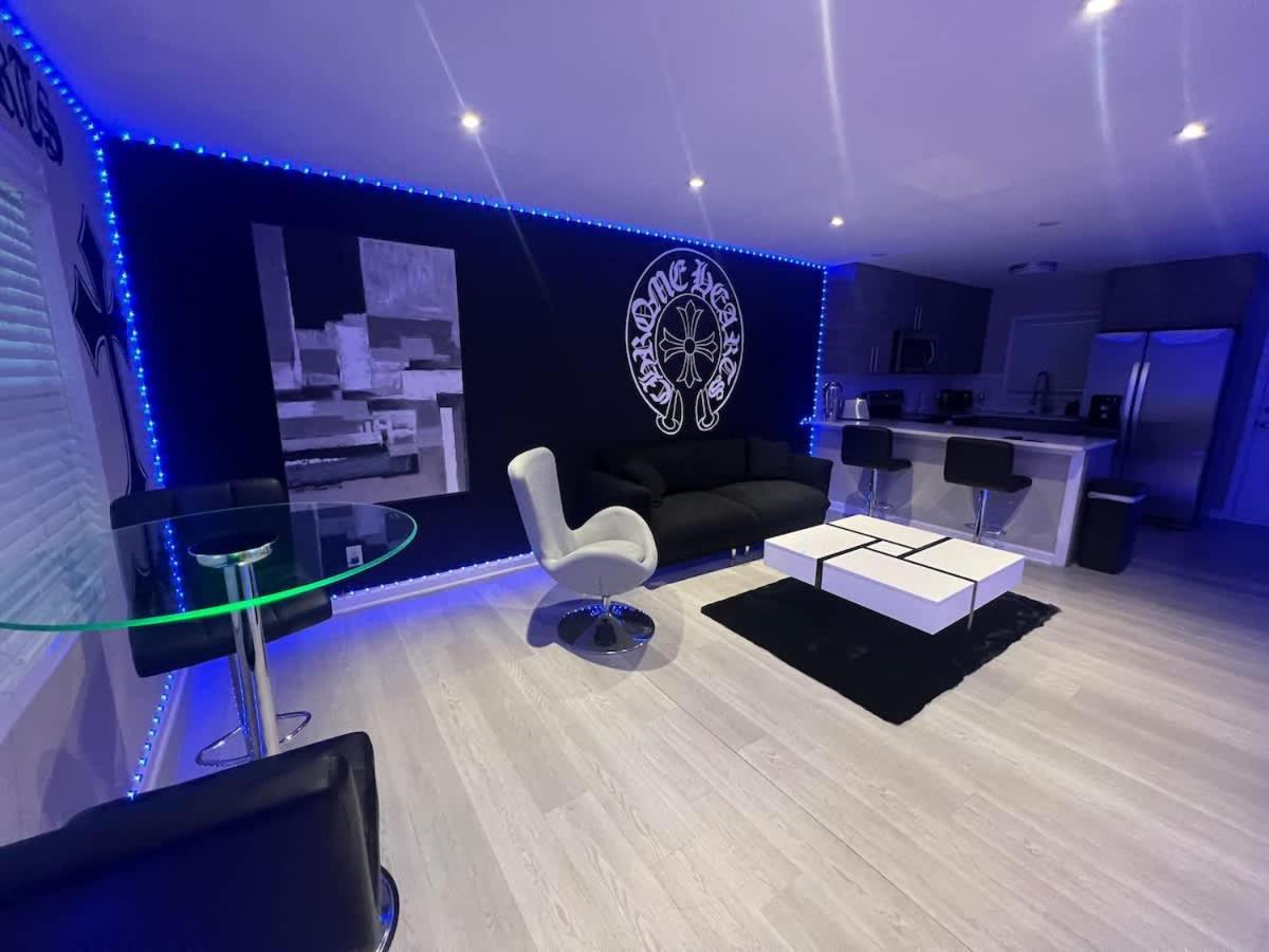 Modern Chrome Heart Haven - Fireplace Bed *